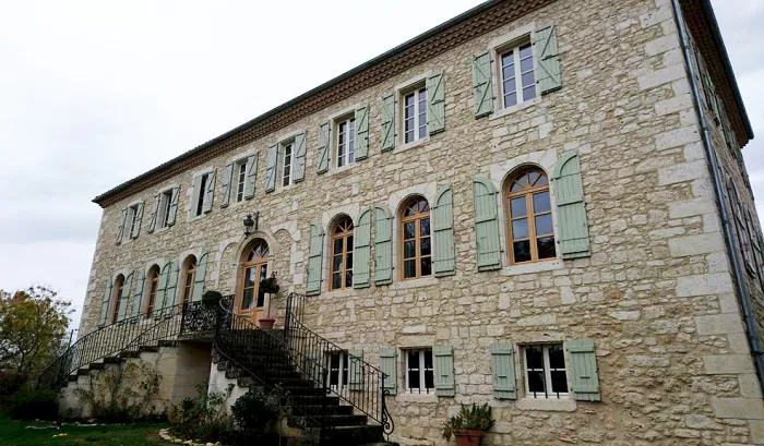 Stolarka drewniana - francuska posiadłość