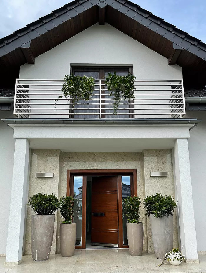 Stolarka drewniana w domu jednorodzinnym