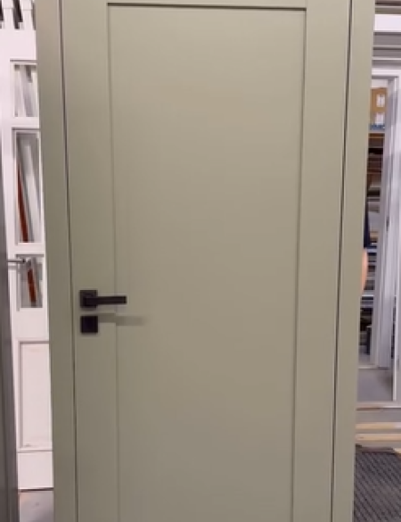 Szare drzwi wewnętrzne